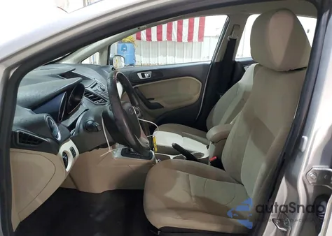 2015 Ford Fiesta Se z USA, uszkodzony, nr VIN 3FADP4BJ9FM175272